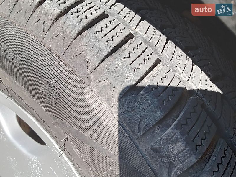 Седан Audi 100 1991 в Тлумачі