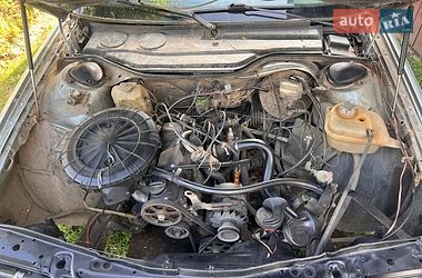 Седан Audi 100 1985 в Болехове