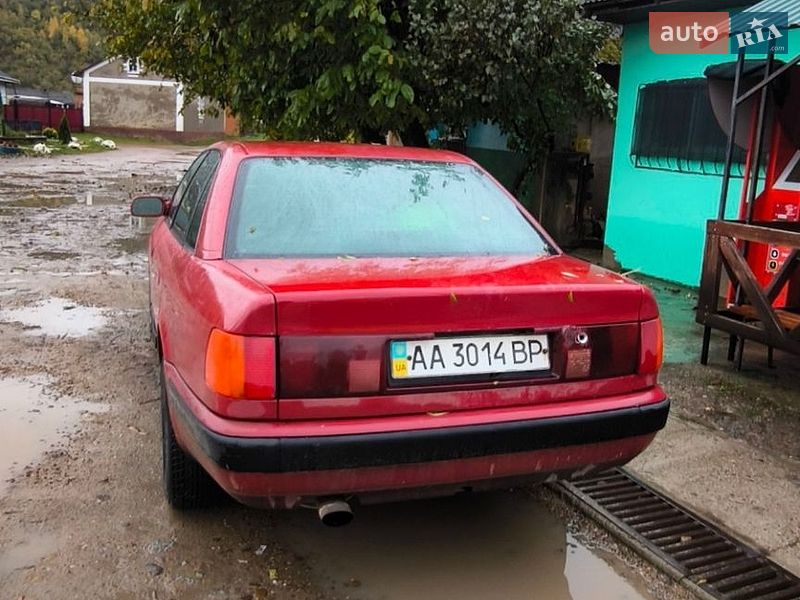 Седан Audi 100 1993 в Заліщиках