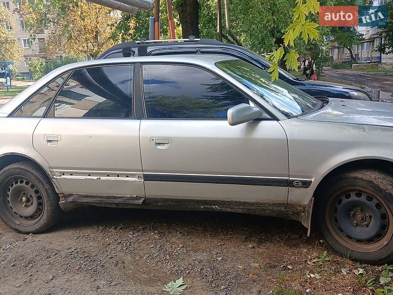 Седан Audi 100 1991 в Первомайске