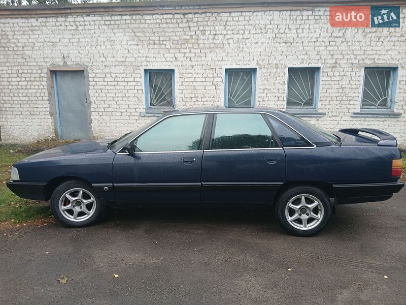 Audi 100 1991 Audi 100 1991