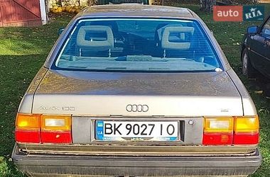 Седан Audi 100 1990 в Дубно