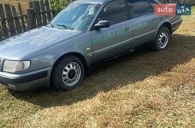 Седан Audi 100 1991 в Глухове