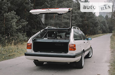 Универсал Audi 200 1990 в Вараше