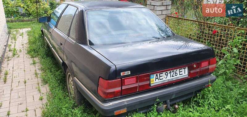 Седан Audi 200 1988 в Краматорске