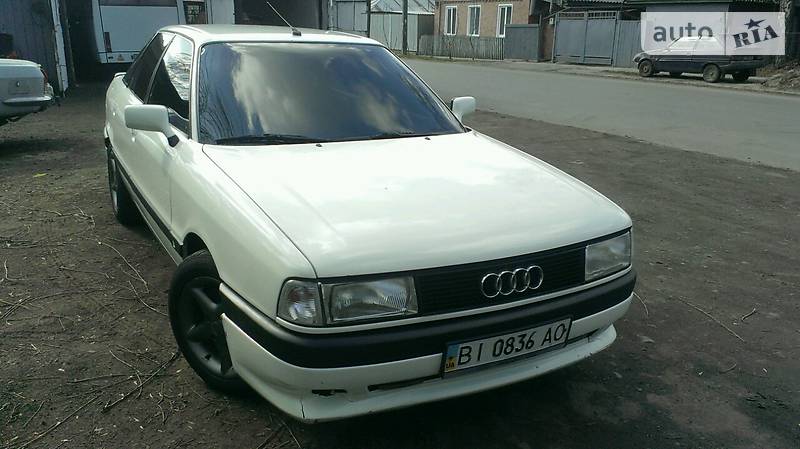 Седан Audi 80 1989 в Полтаве