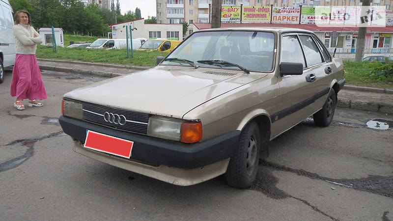 Седан Audi 80 1986 в Ровно