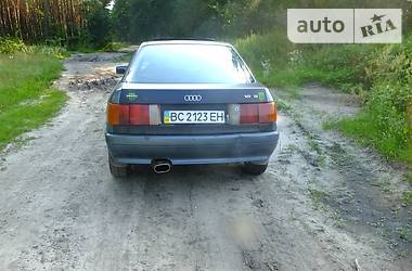 Седан Audi 80 1989 в Буске