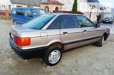 Седан Audi 80 1987 в Надворной