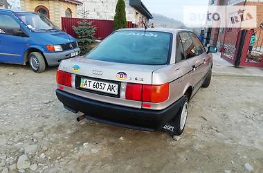 Седан Audi 80 1987 в Надворной