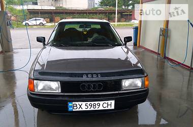 Седан Audi 80 1988 в 