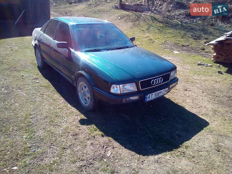 Седан Audi 80 1994 в Рахові