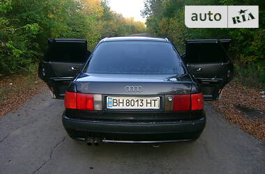 Седан Audi 80 1992 в Подольске