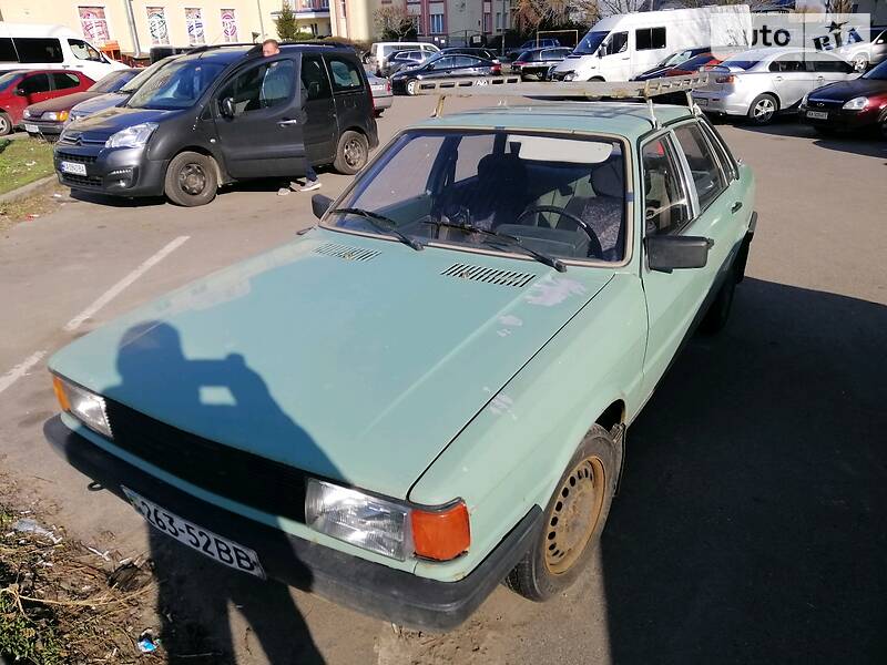 Седан Audi 80 1983 в Киеве