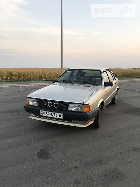 Седан Audi 80 1986 в Сумах