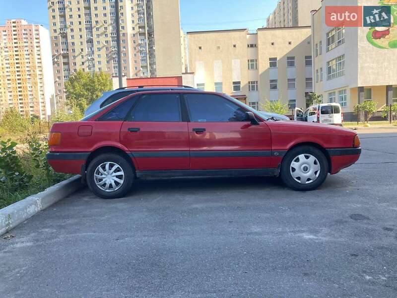Седан Audi 80 1987 в Киеве
