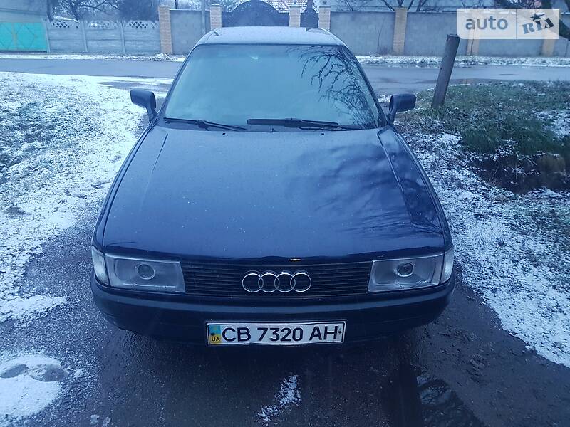 Седан Audi 80 1987 в Чернигове