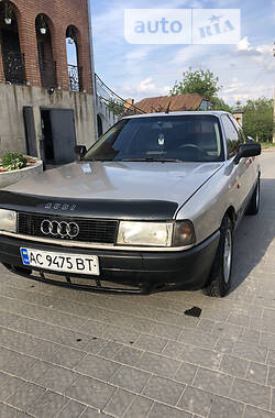 Седан Audi 80 1989 в Турийске
