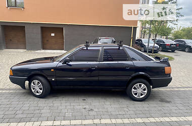 Седан Audi 80 1991 в 
