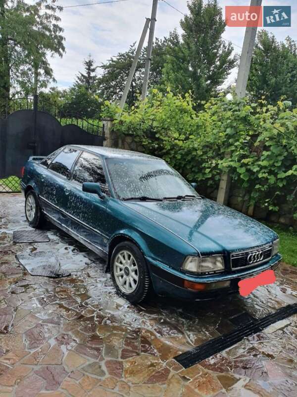 Седан Audi 80 1993 в Надворной