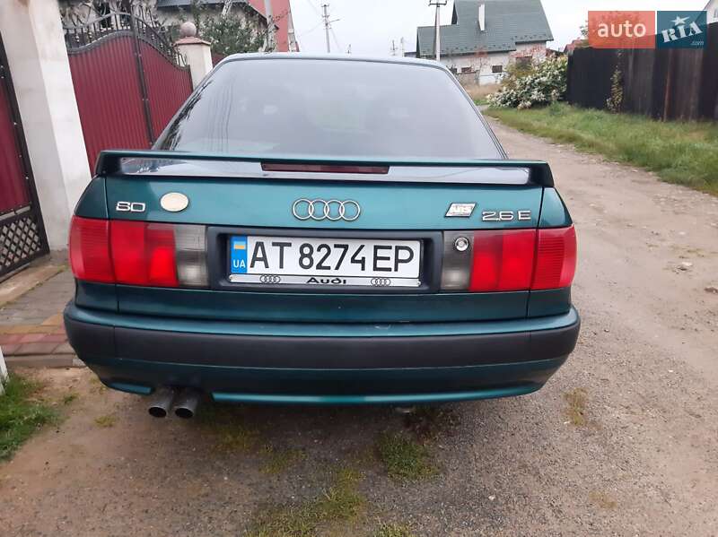 Седан Audi 80 1993 в Надворной