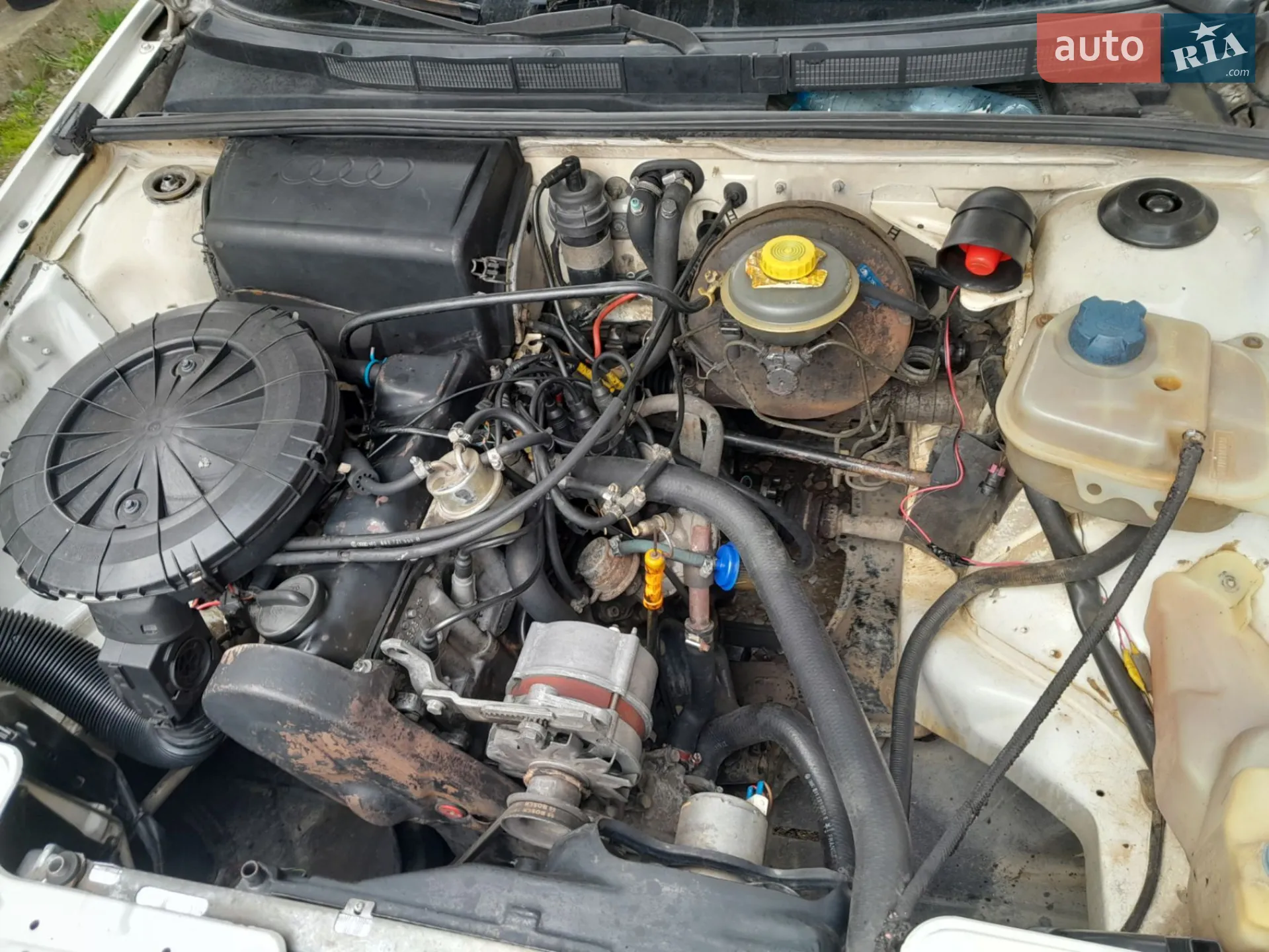 Audi 80 1987 VIN WAUZZZ89ZHA414263 фото оголошення 2 з 8