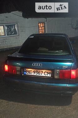 Седан Audi 80 1993 в Первомайске