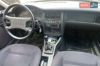 Седан Audi 80 1994 в Ивано-Франковске