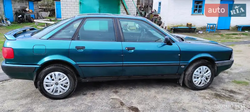 Седан Audi 80 1992 в 