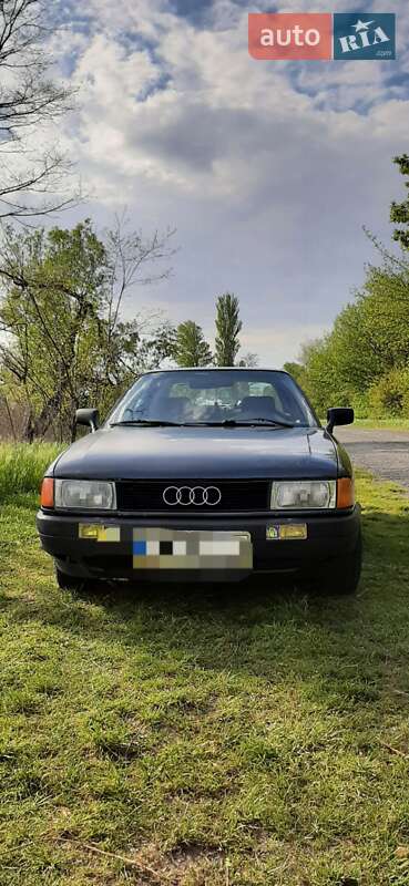 Audi 80 1990 Audi 80 1990