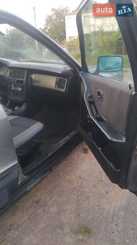 Седан Audi 80 1989 в Ужгороде
