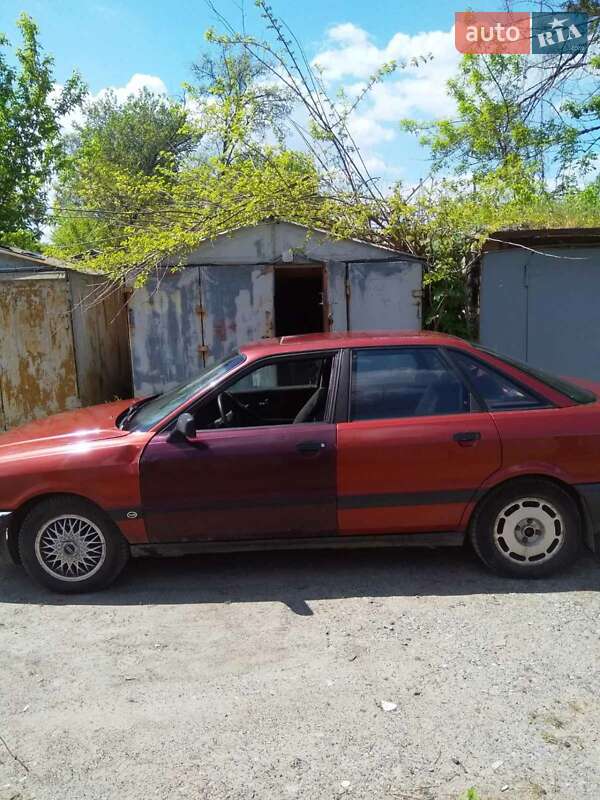 Седан Audi 80 1987 в Дніпрі