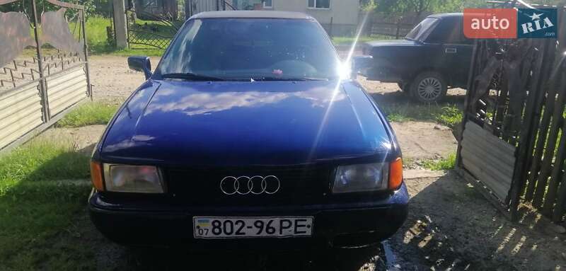 Седан Audi 80 1987 в Ужгороде