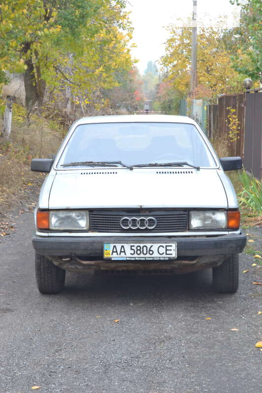Седан Audi 80 1980 в Киеве