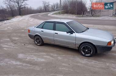 Седан Audi 80 1988 в Харькове