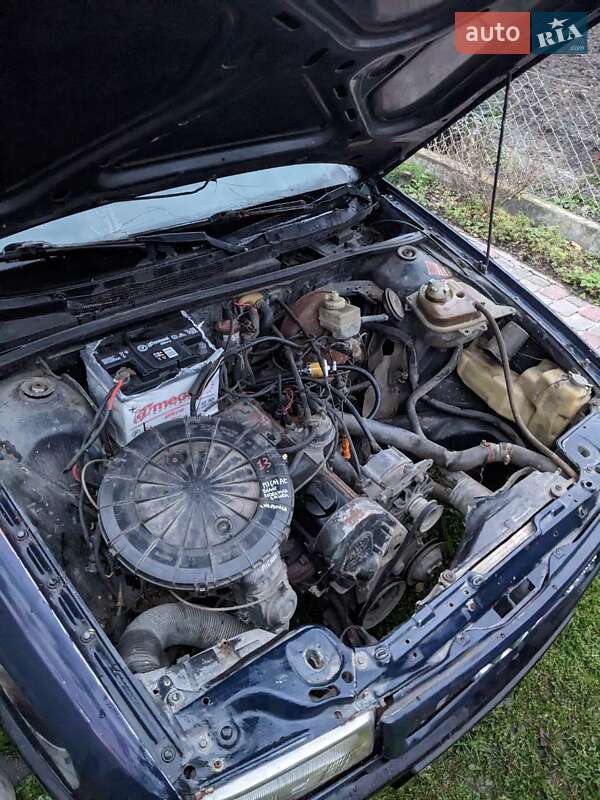 Седан Audi 80 1988 в Городке