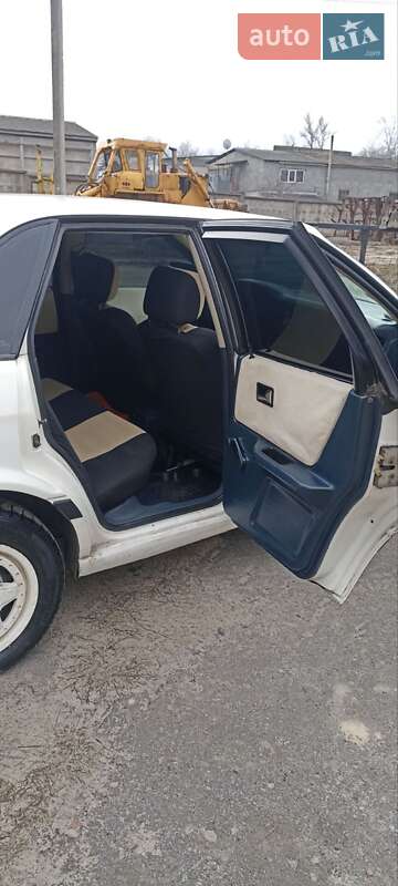 Седан Audi 80 1988 в Кременчуці