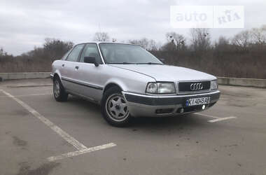 Седан Audi 80 1992 в Буче
