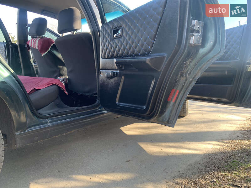 Седан Audi 80 1993 в Хмельницком