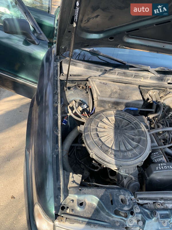 Седан Audi 80 1993 в Хмельницком