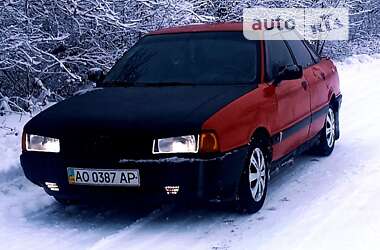 Седан Audi 80 1987 в Іршаві