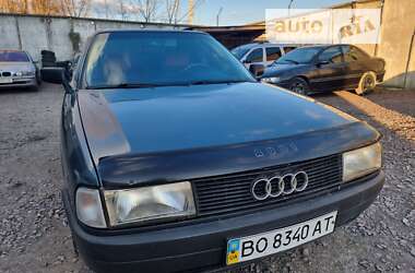 Седан Audi 80 1988 в Кременці