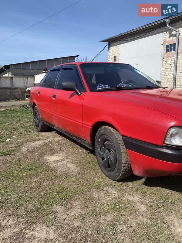 Седан Audi 80 1989 в Глухове