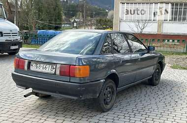 Седан Audi 80 1990 в Косове