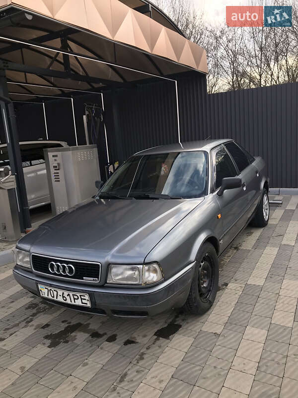 Седан Audi 80 1992 в Ужгороде