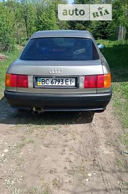 Седан Audi 80 1989 в Золочеві