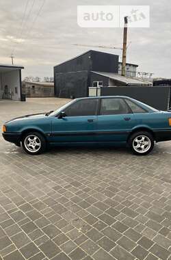 Седан Audi 80 1987 в Вышгороде