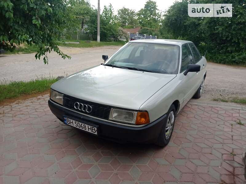 Седан Audi 80 1987 в Балте