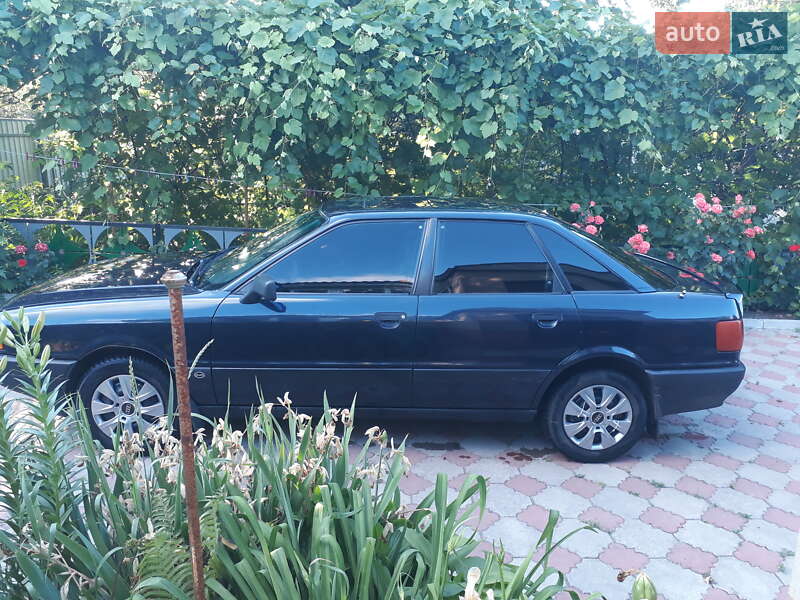 Седан Audi 80 1988 в Ахтырке