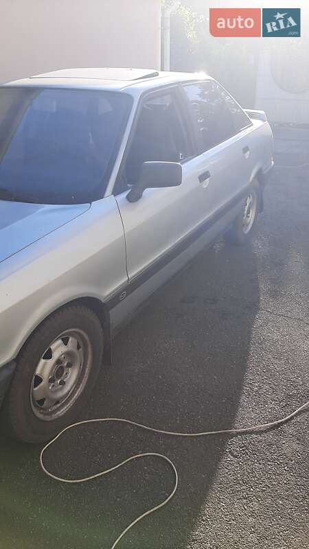 Седан Audi 80 1990 в Черкасах фото 4 Седан Audi 80 1990 в Черкасах